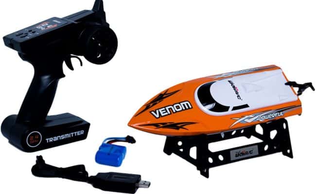 Udirc Venom High-Speed Remote Control Boat