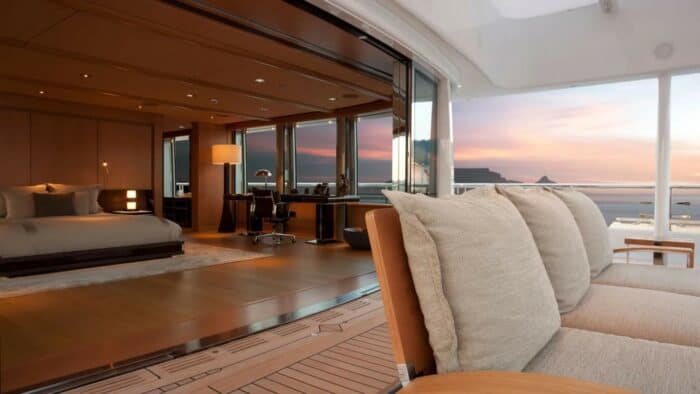 larry ellison yacht rising sun